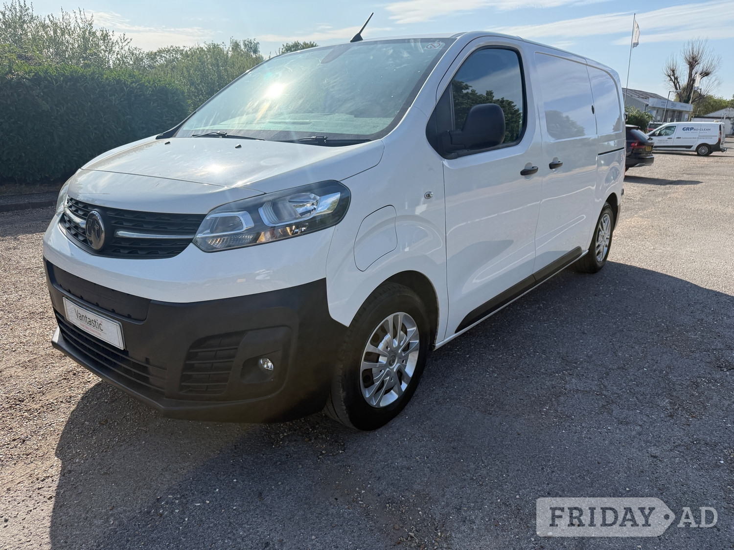 Vauxhall Vivaro Chertsey