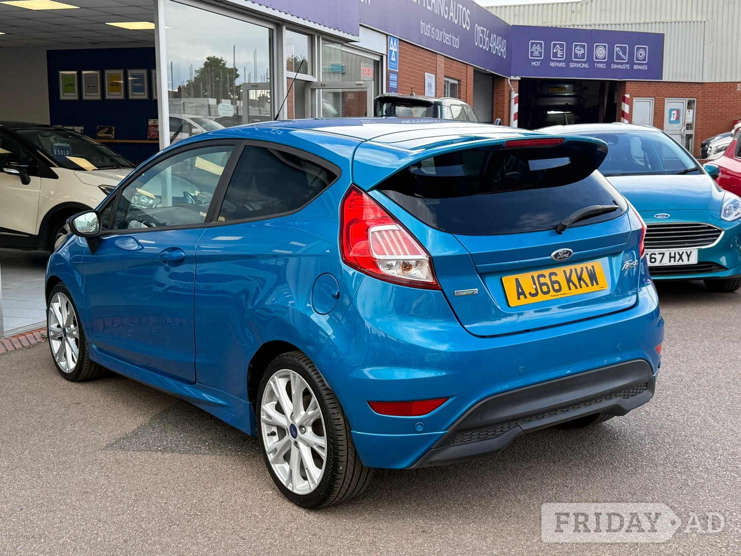 [ berth ]Ford Fiesta