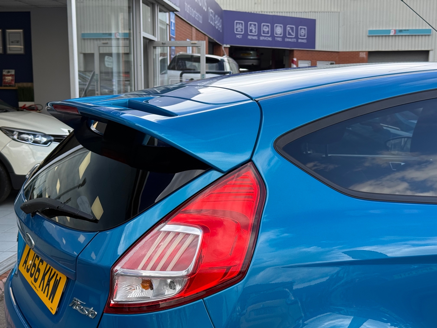 Ford Fiesta 2016 - Cars