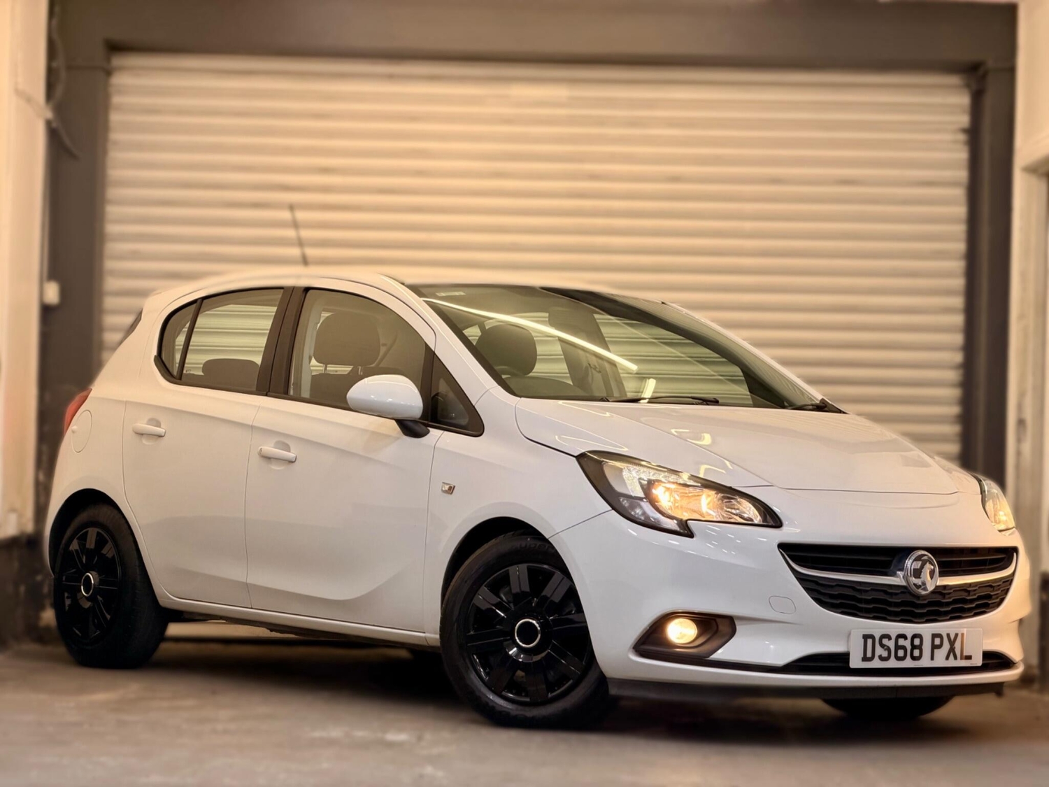 Vauxhall Corsa 2018 - Cars in Hounslow