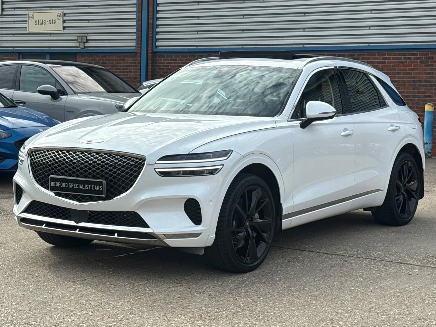 GENESIS GV70 Bedford