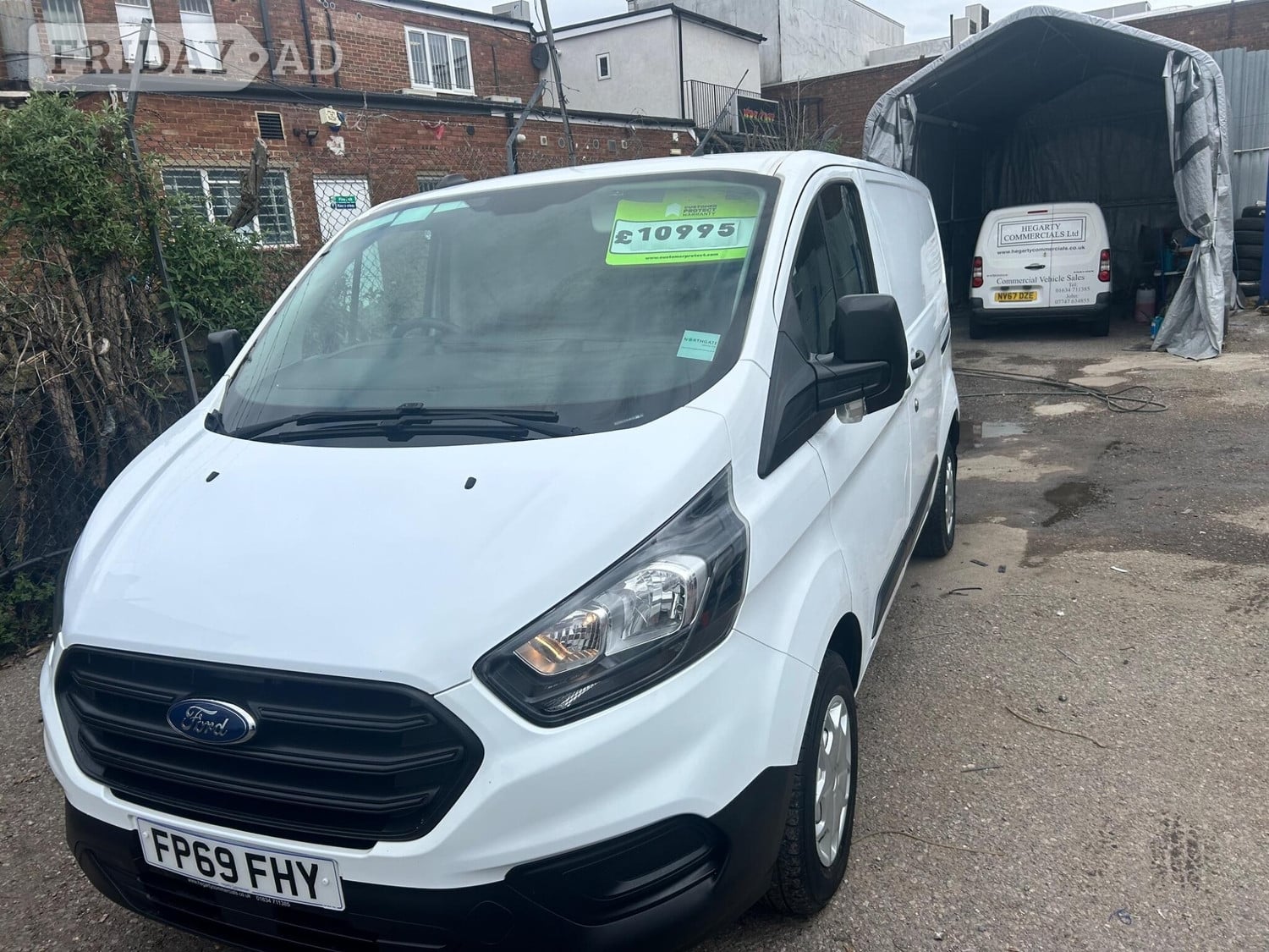 [ berth ]Ford Transit Custom