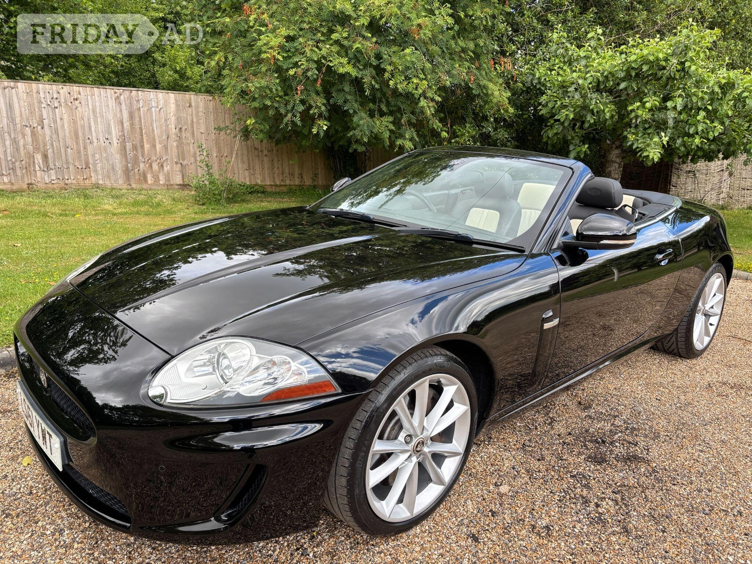 Jaguar XK 2011 - Cars in High Wycombe