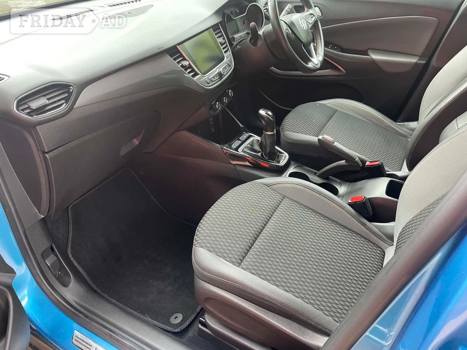 Vauxhall Crossland X 2018 - Cars