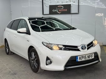 Toyota Auris 2015