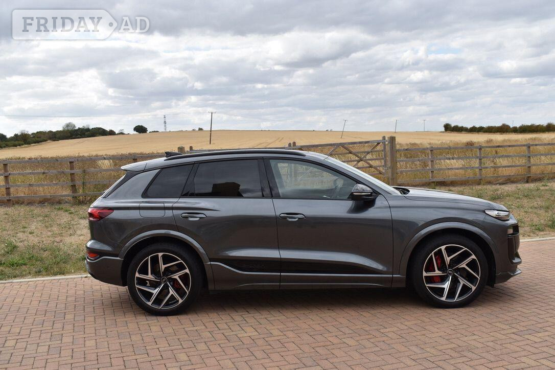 Audi SQ6 e-tron 2024 - Cars