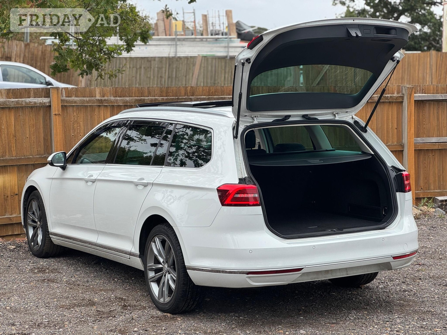 Volkswagen Passat 2017 - Cars in St. Albans