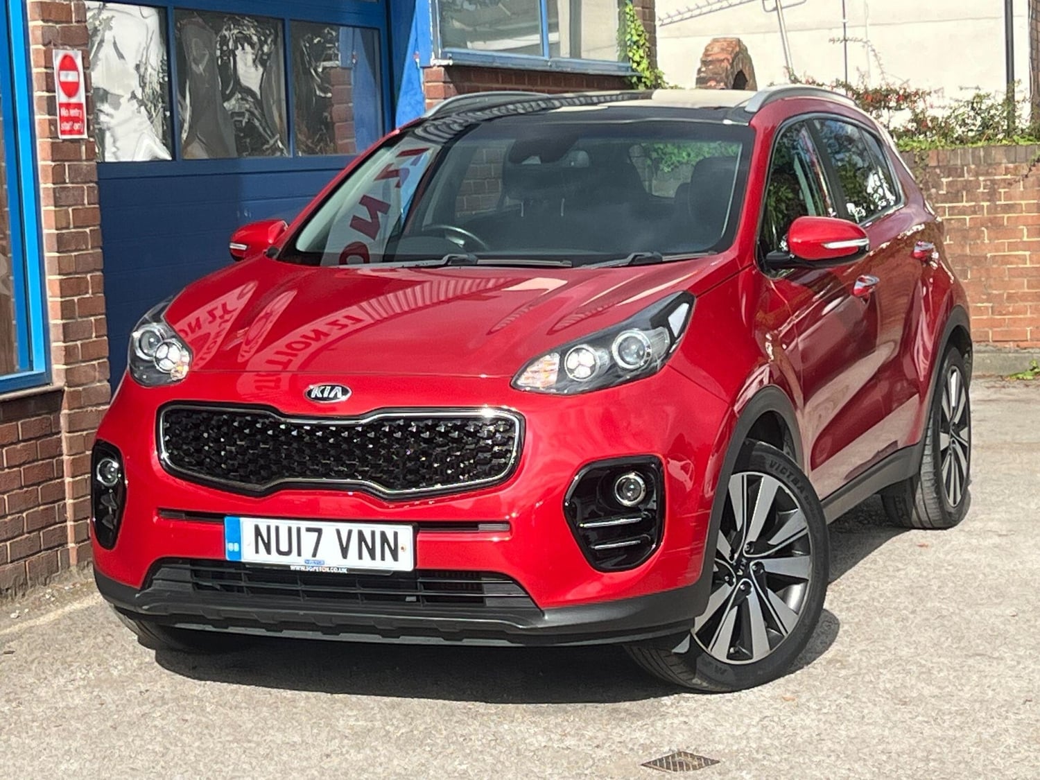 [ berth ]Kia Sportage