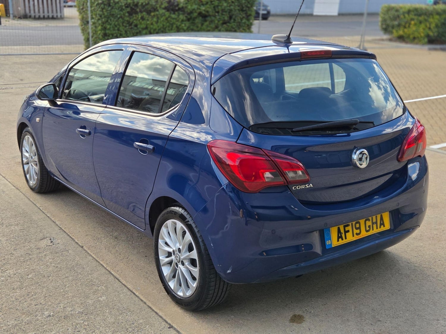[ berth ]Vauxhall Corsa