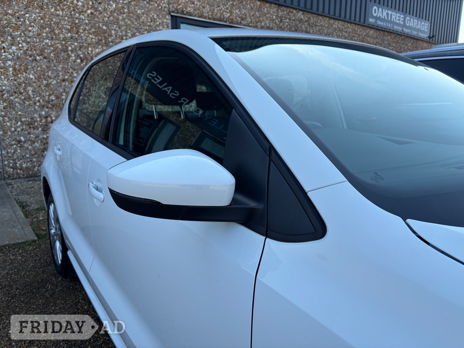 [ berth ]Volkswagen Polo