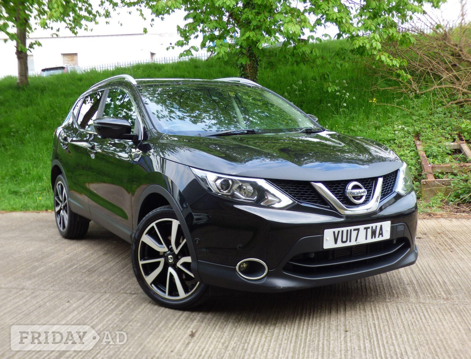 Nissan Qashqai 2017 in Bradford