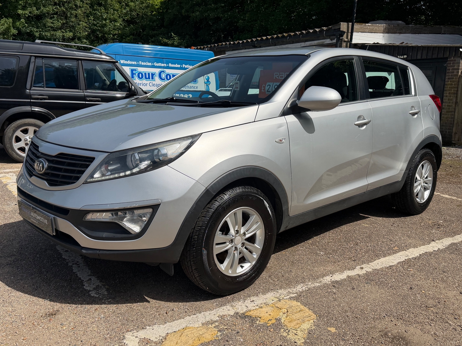 [ berth ]Kia Sportage
