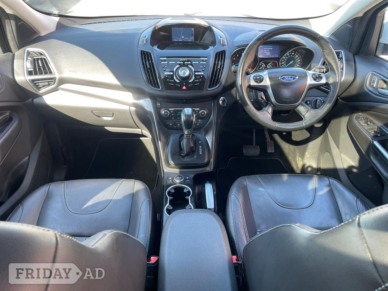 [ berth ]Ford Kuga