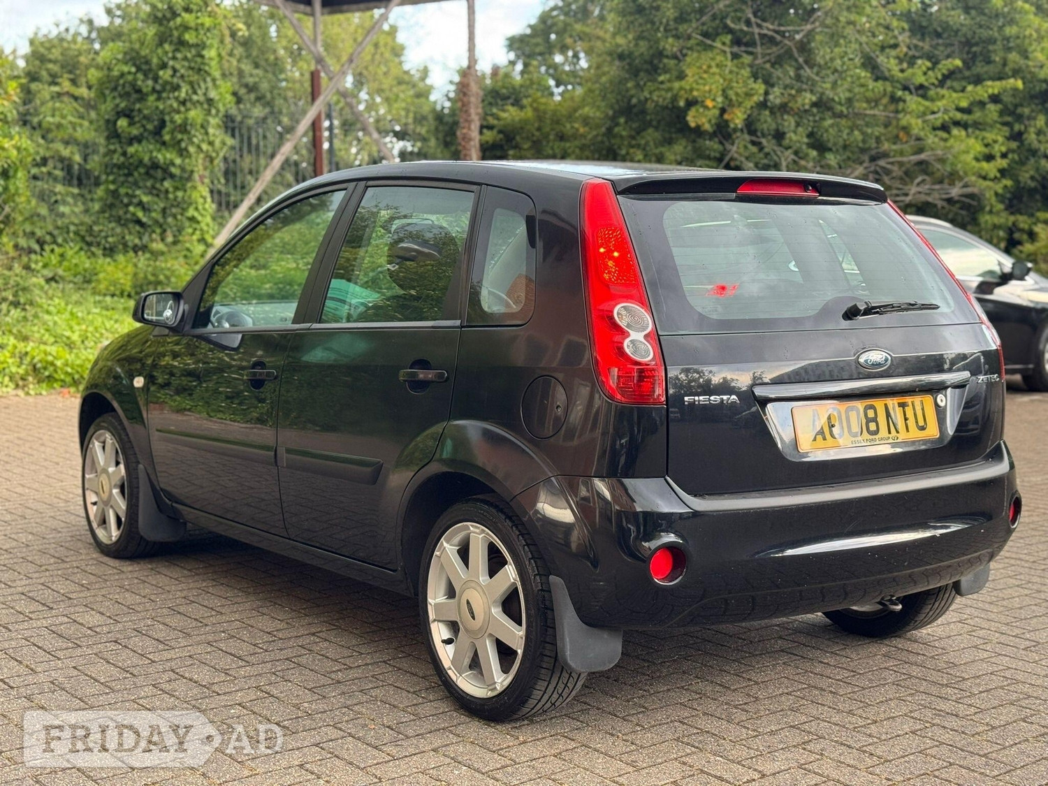 [ berth ]Ford Fiesta