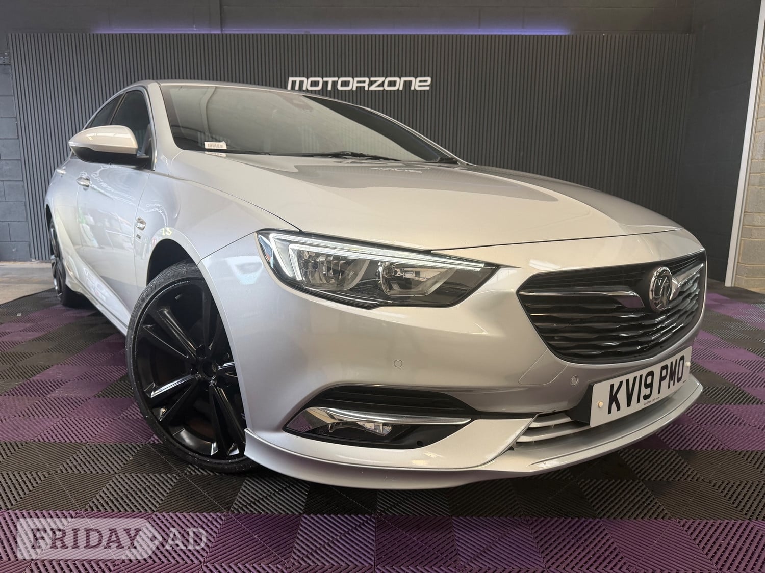 Vauxhall Insignia 2019 in Durham