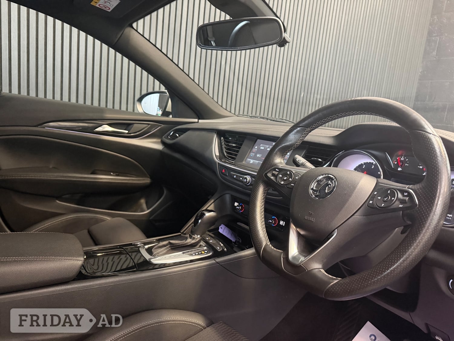 Vauxhall Insignia 2019 - Cars in Durham
