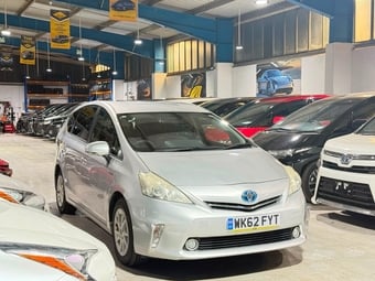Toyota 7 Seat Prius 2012