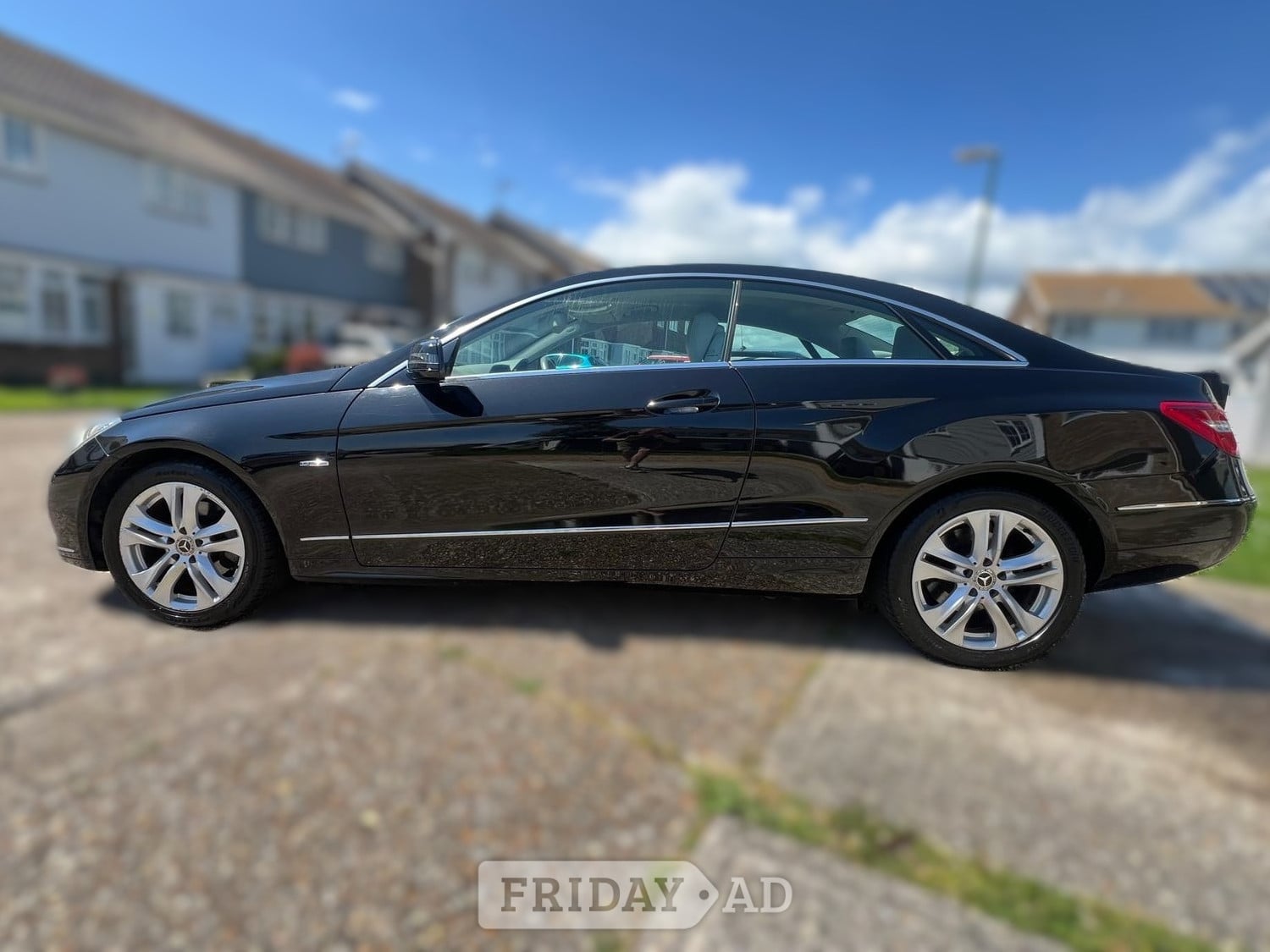 [ berth ]Mercedes-Benz E Class