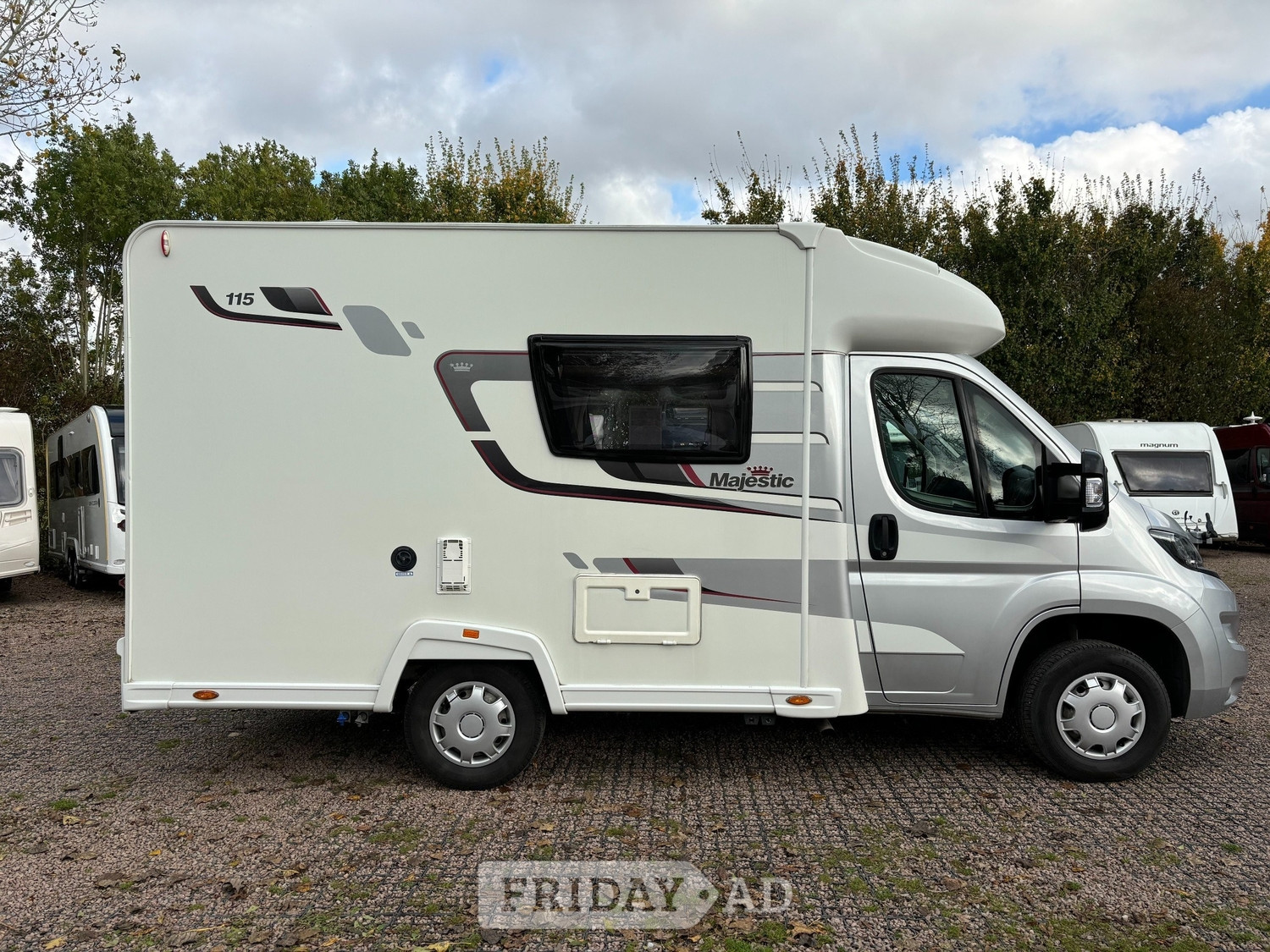 [ berth ]Elddis Autoquest