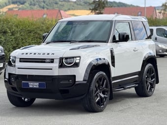 Land Rover Defender 90 2026