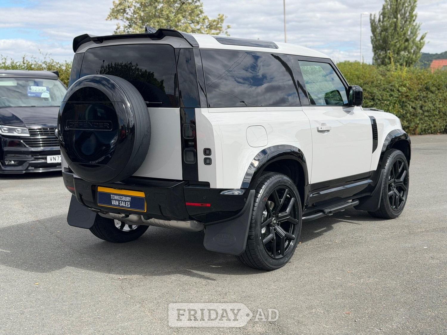 Land Rover Defender 90 2026 - Vans & Commercial Vehicles