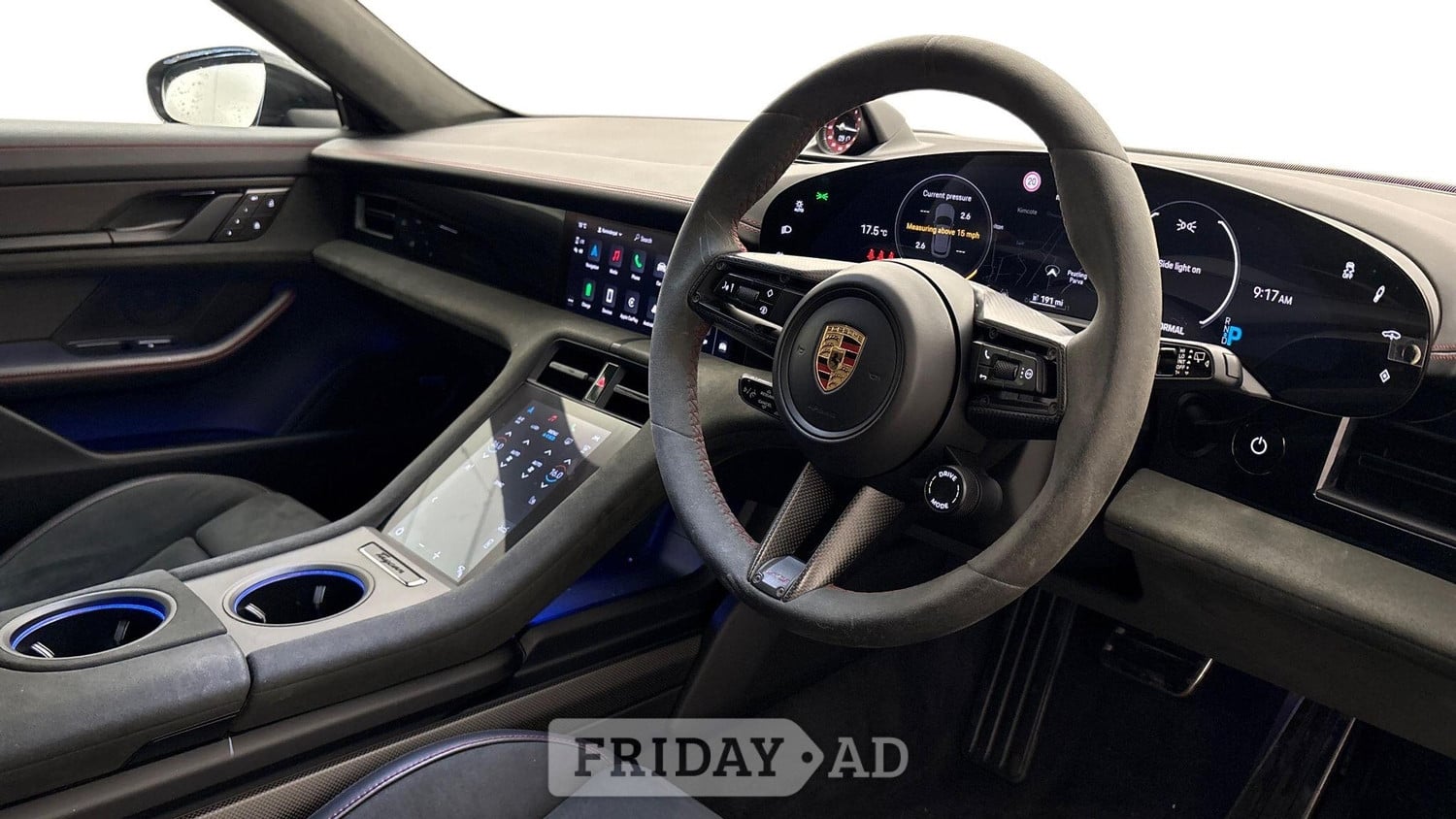 [ berth ]Porsche Taycan