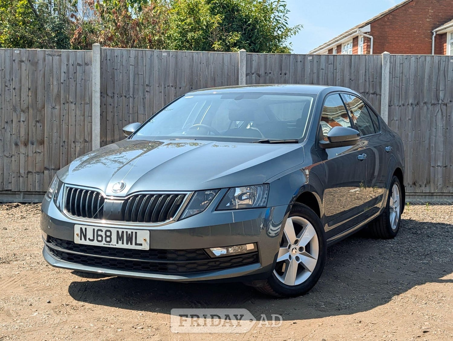 [ berth ]Skoda Octavia