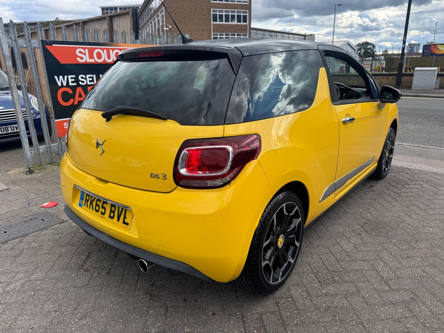 DS DS 3 2015 - Cars in Slough