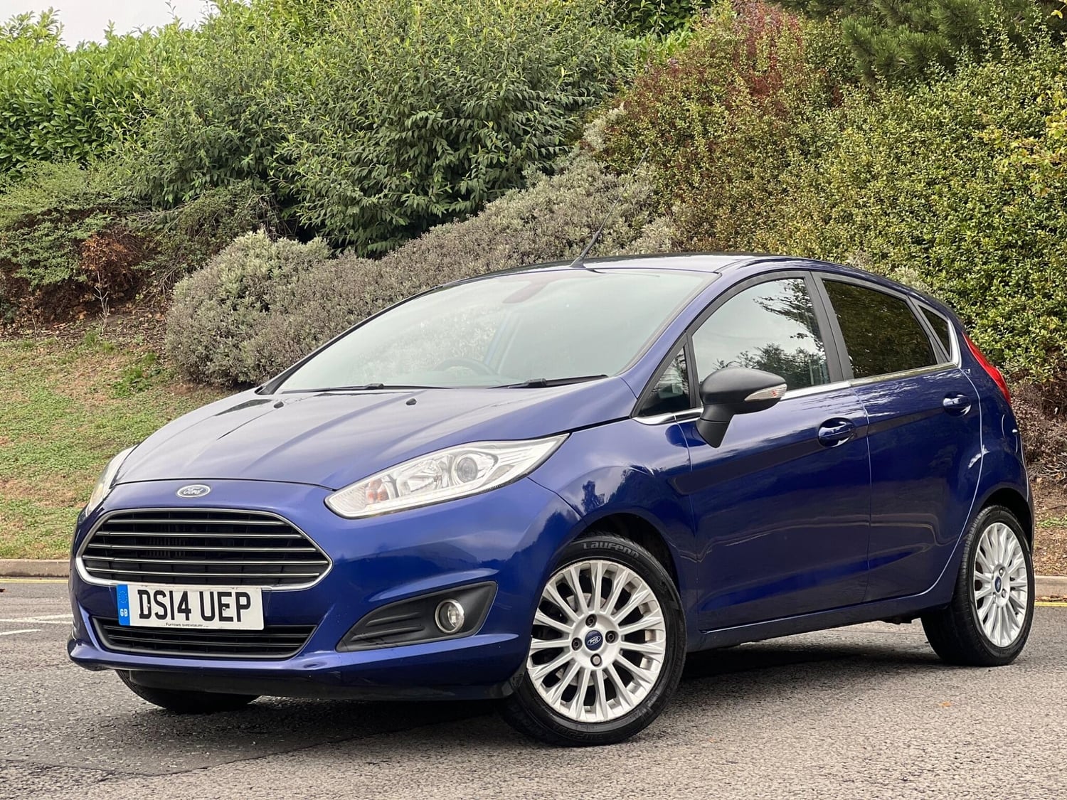 [ berth ]Ford Fiesta