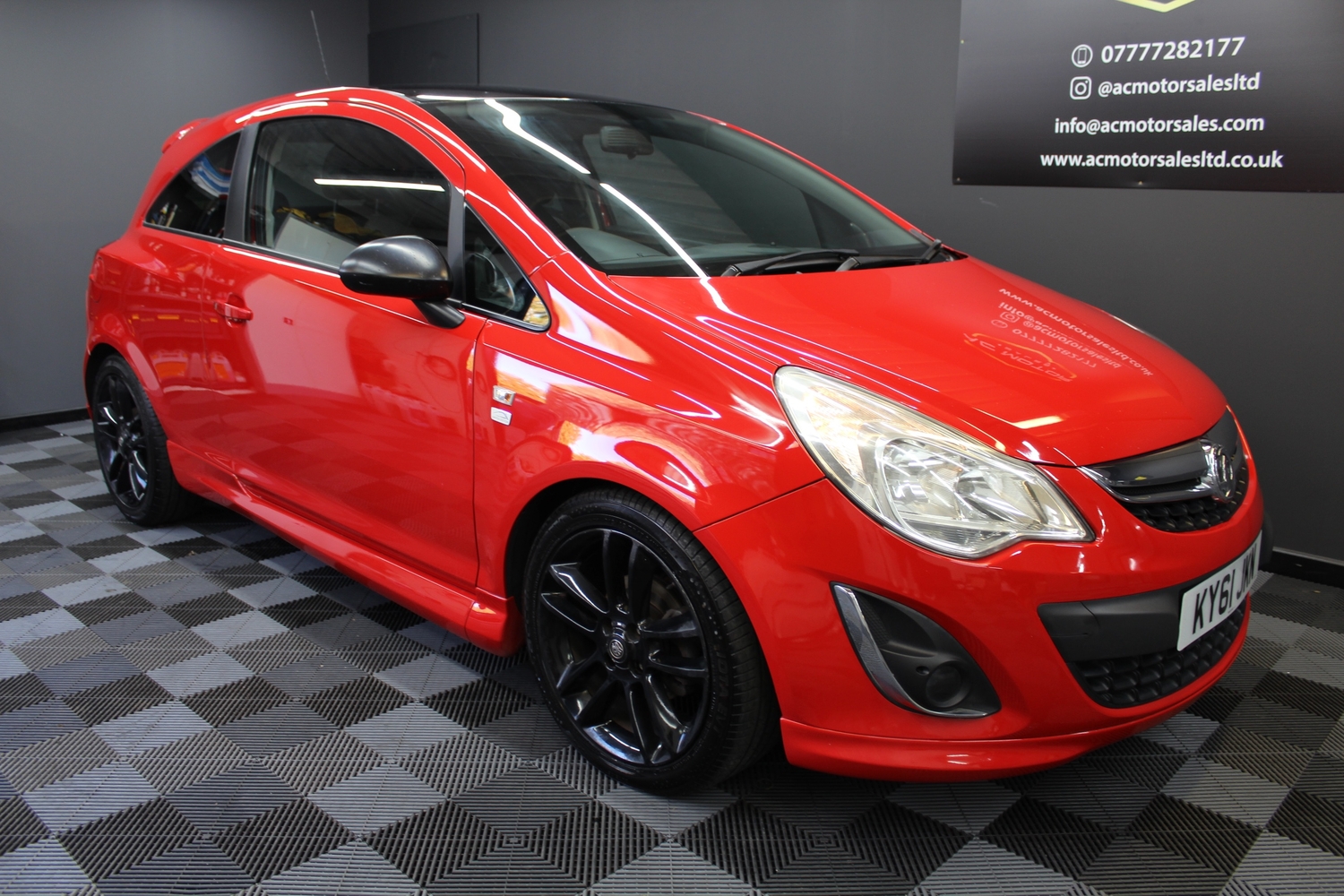 [ berth ]Vauxhall Corsa