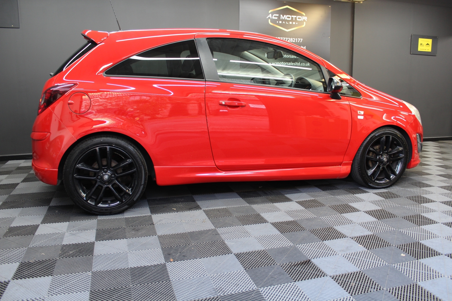 Vauxhall Corsa 2011 - Cars