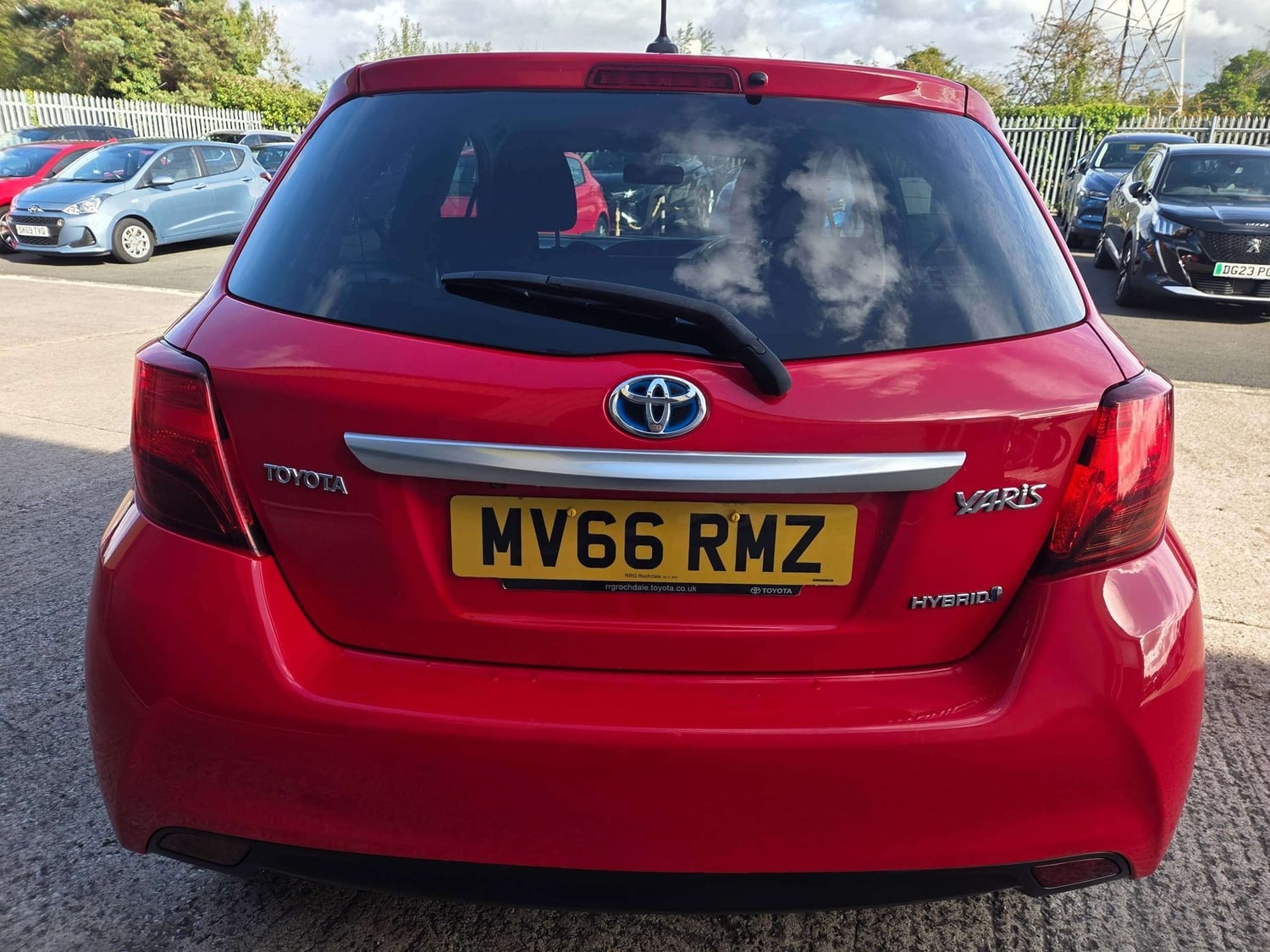 Toyota Yaris 2016 - Cars