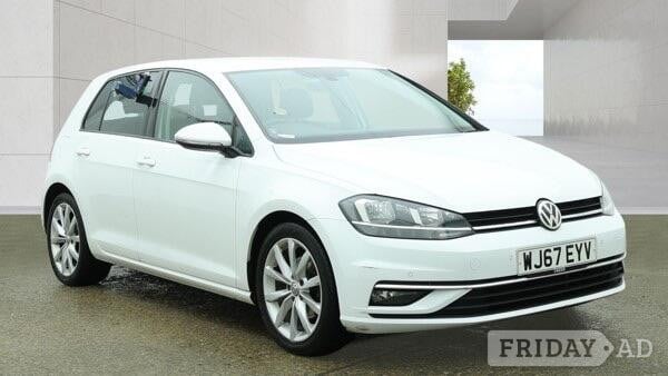 Volkswagen Golf 2017 in Staines