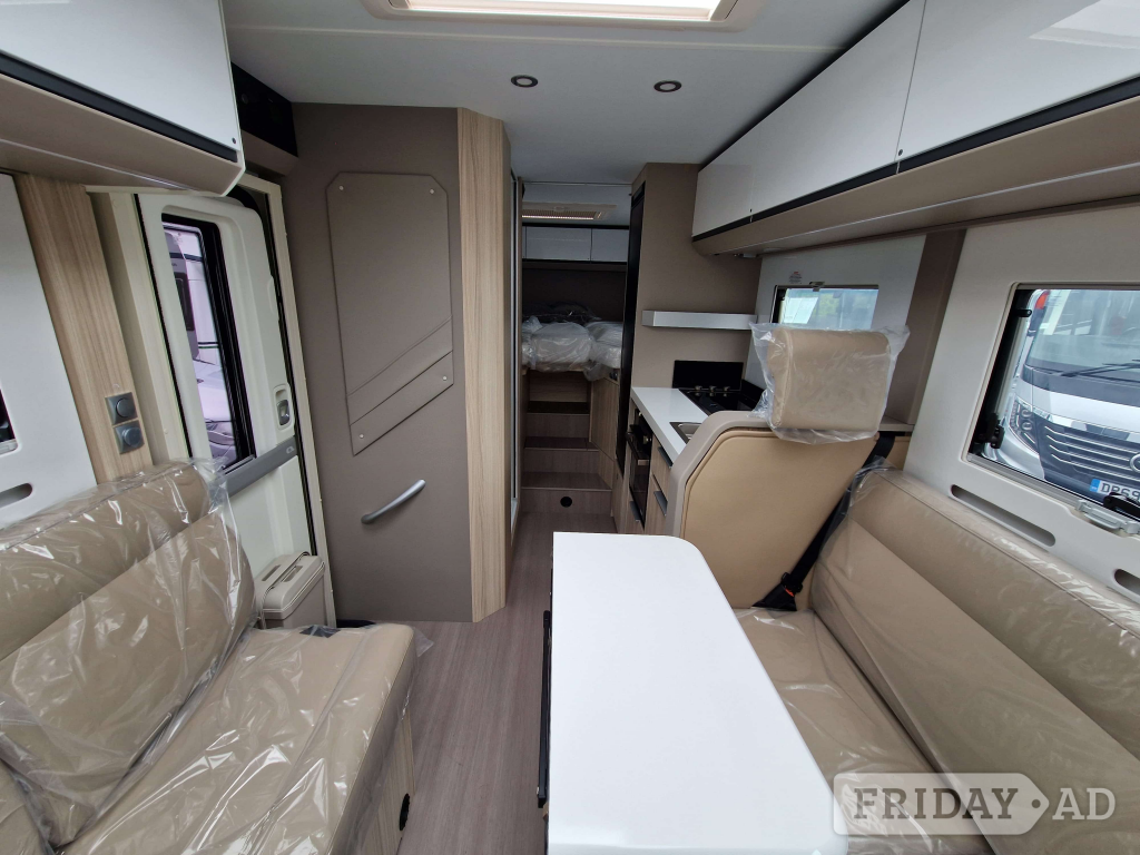 Adria Compact Supreme DL Highbridge