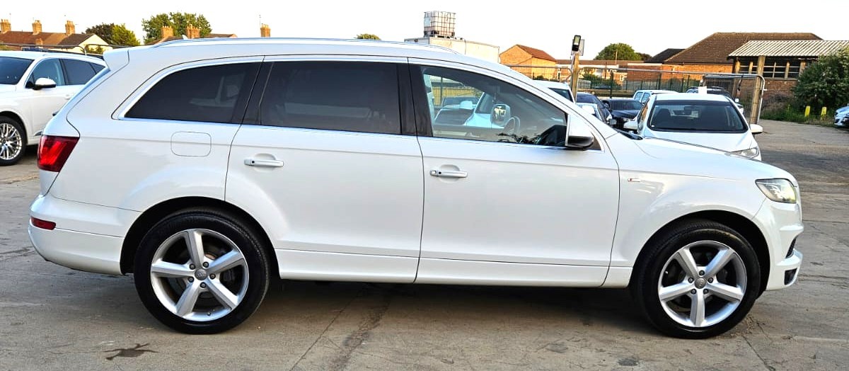 [ berth ]Audi Q7