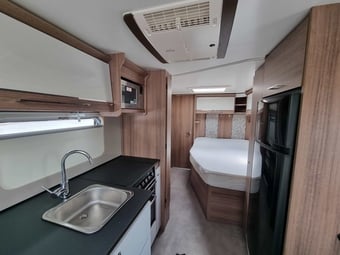 Bailey Unicorn Barcelona 2018