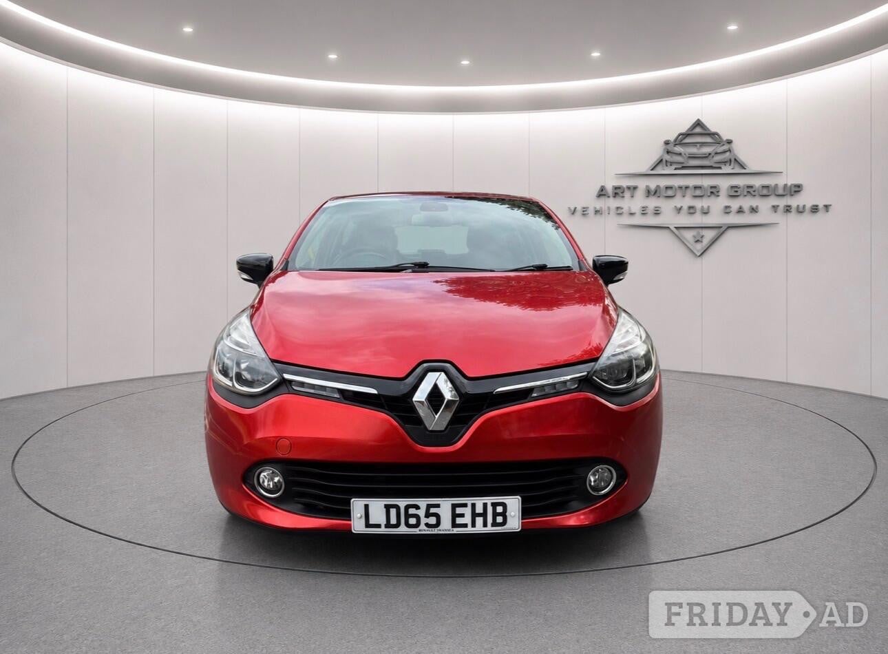 Renault Clio Hengoed
