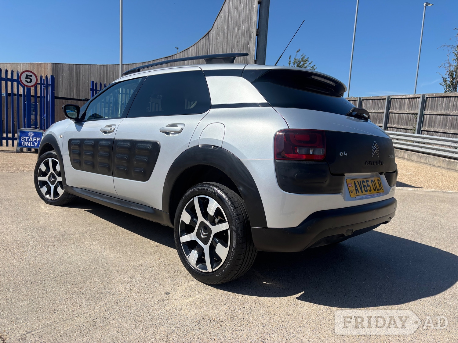 Citroen C4 Cactus 2015 - Cars