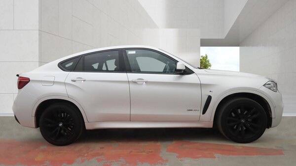BMW X6 2018 - Cars