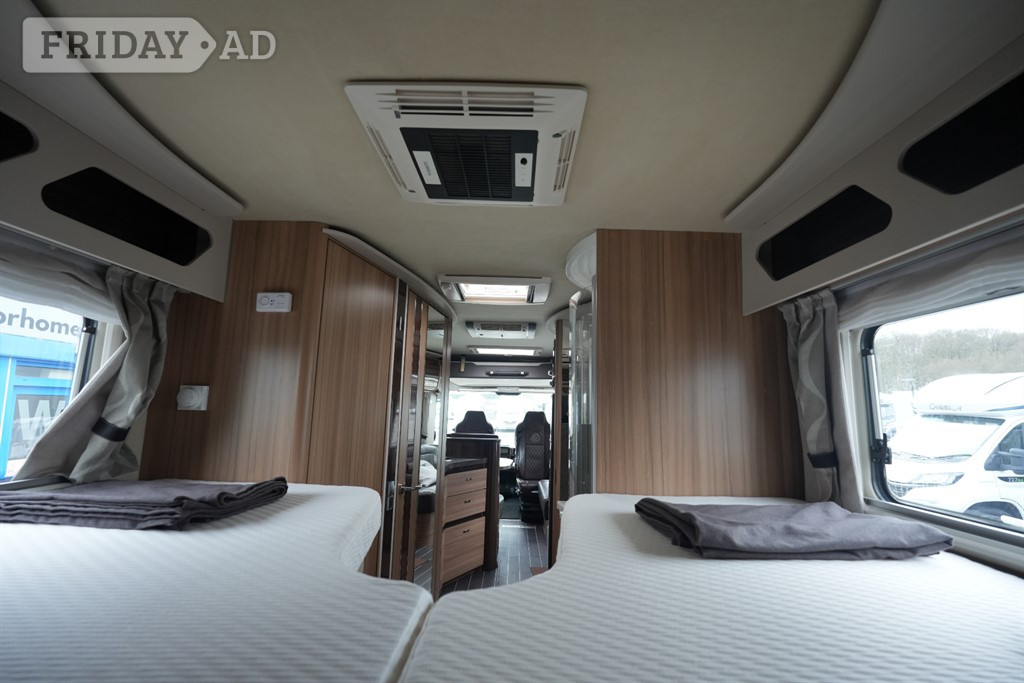 [4 berth ]Knaus Sun i 900 LEG