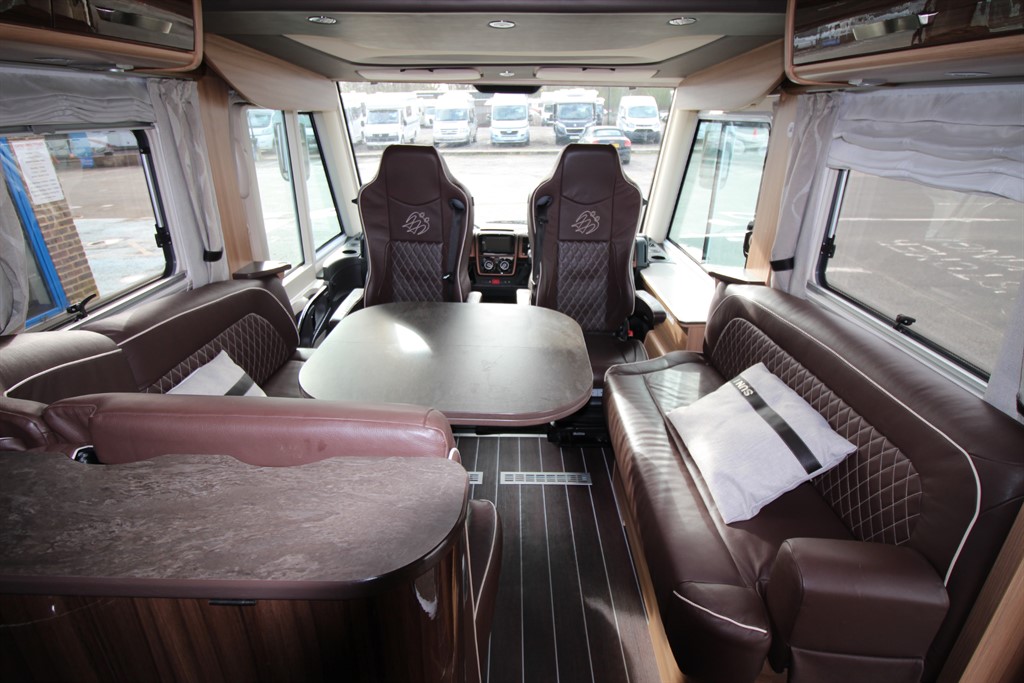 Knaus Sun i 900 LEG 2018 for sale - Motorhomes & Caravans in Haywards Heath