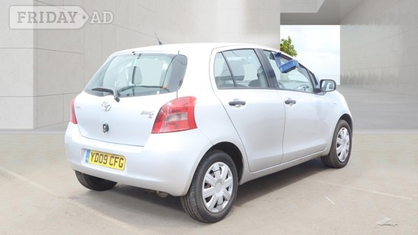 Toyota Yaris 2009 - Cars in Oxford