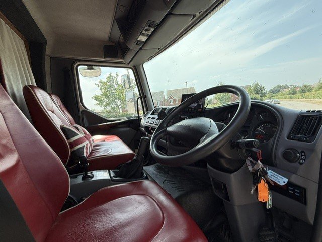 Prestige Coach built DAF LF 220 Horsebox - Trailers & Horseboxes in Banbury