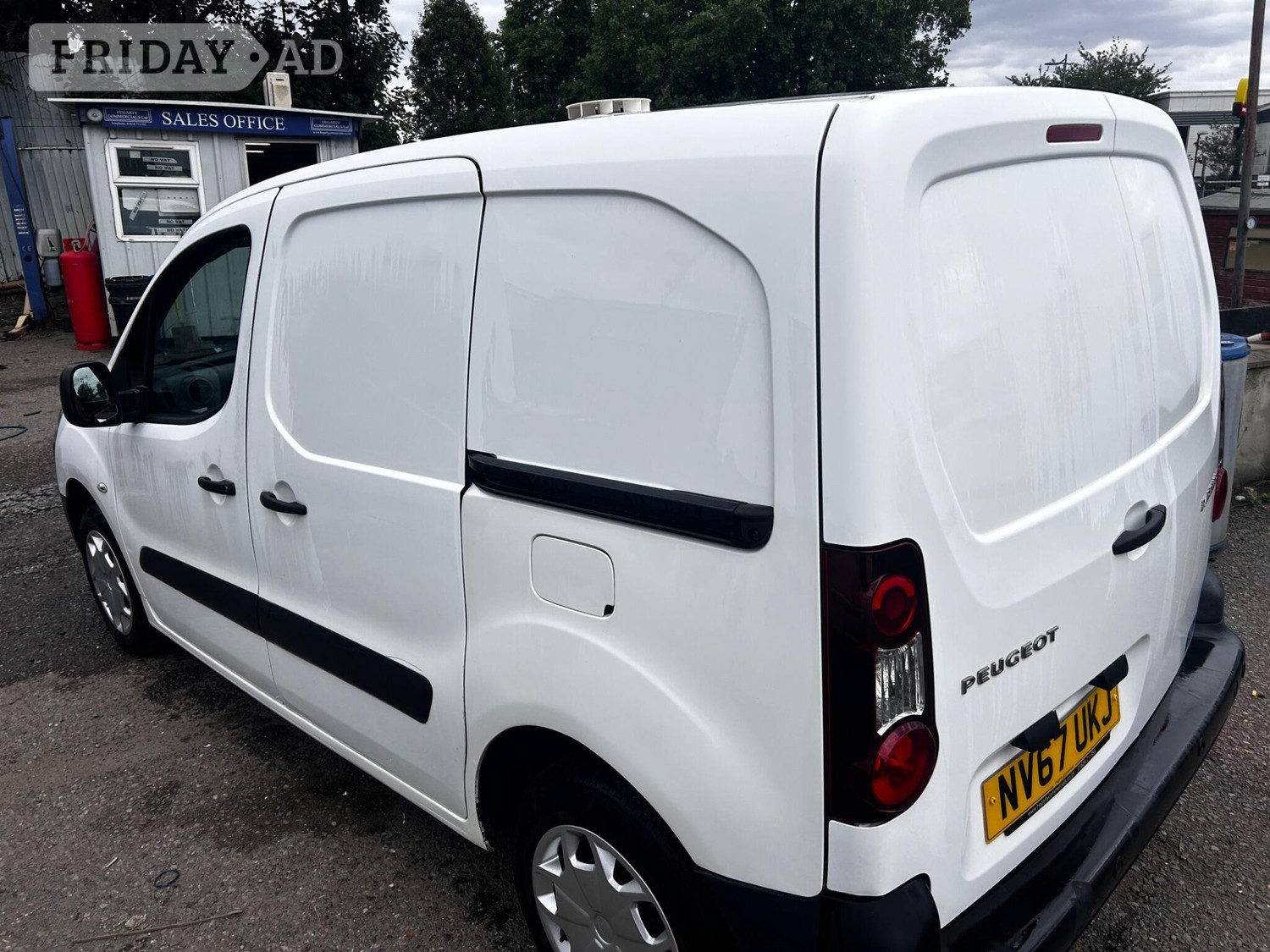 Peugeot Partner 2018 - Vans & Commercial Vehicles