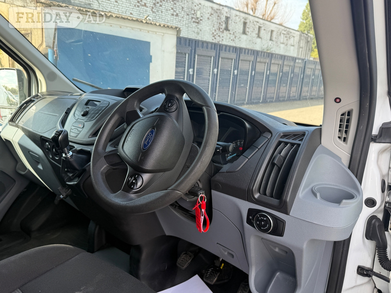 [ berth ]Ford Transit