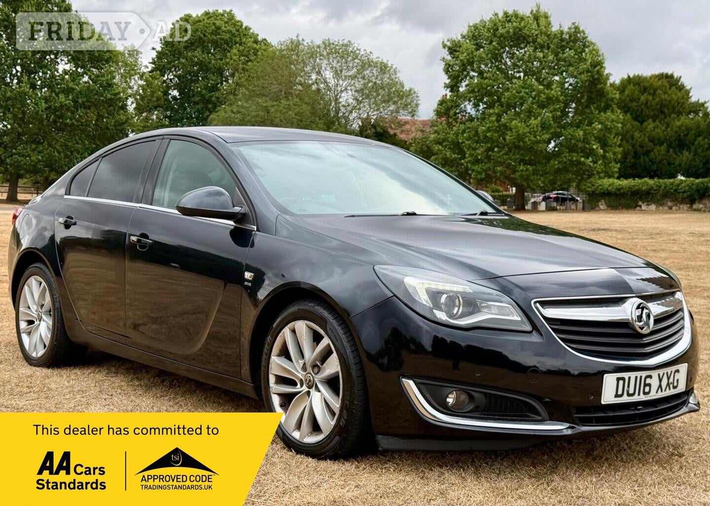 Vauxhall Insignia 2016 in Bedford