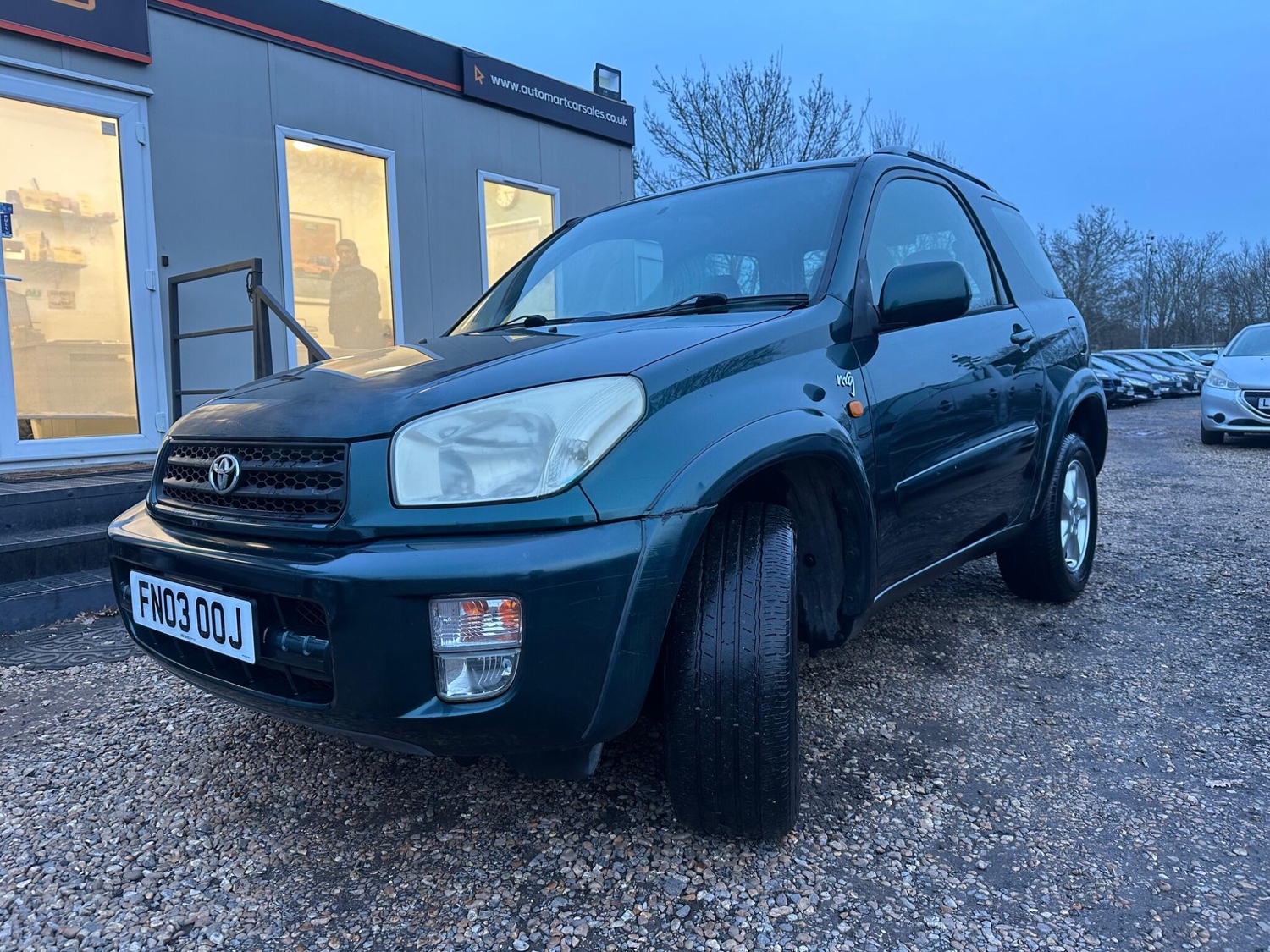 [ berth ]Toyota RAV4