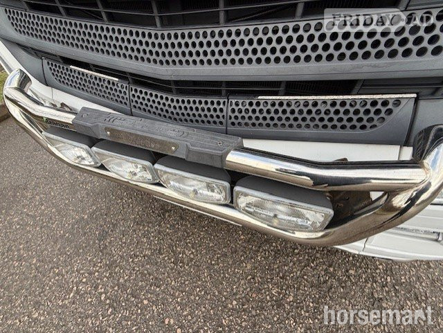 Equi-Trek  Mercedes-Benz Horsebox - Trailers & Horseboxes in Banbury