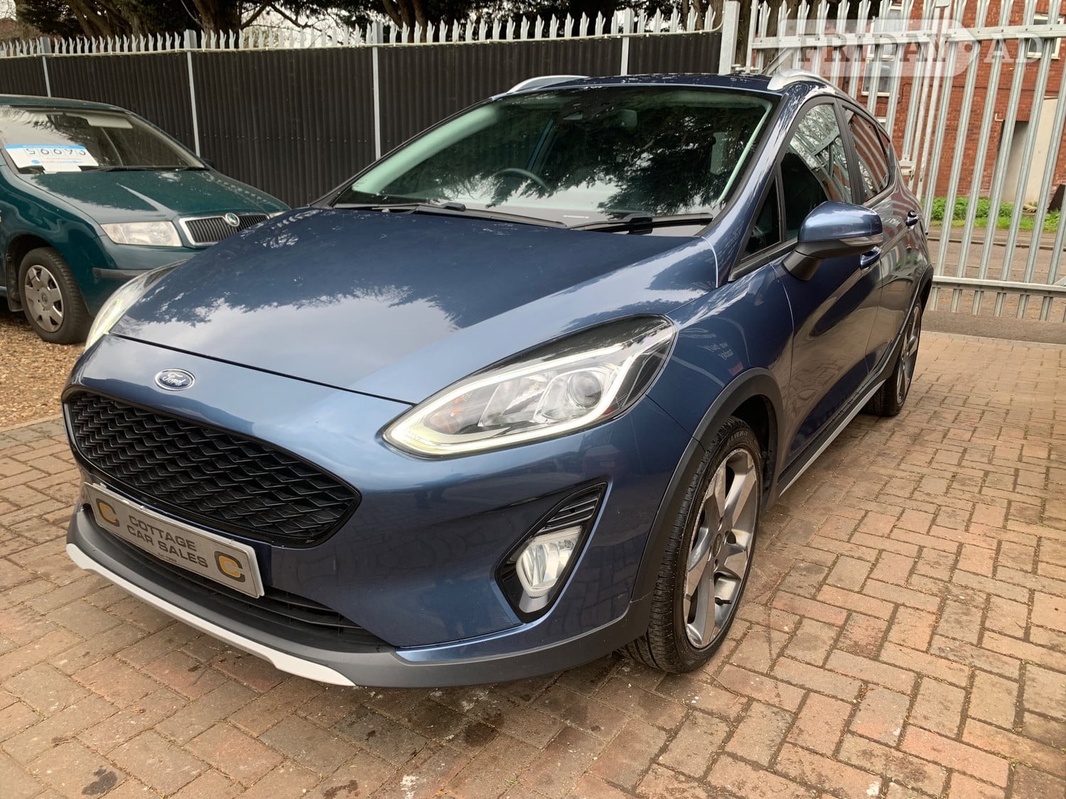 Ford Fiesta 2019 - Cars in Hayes