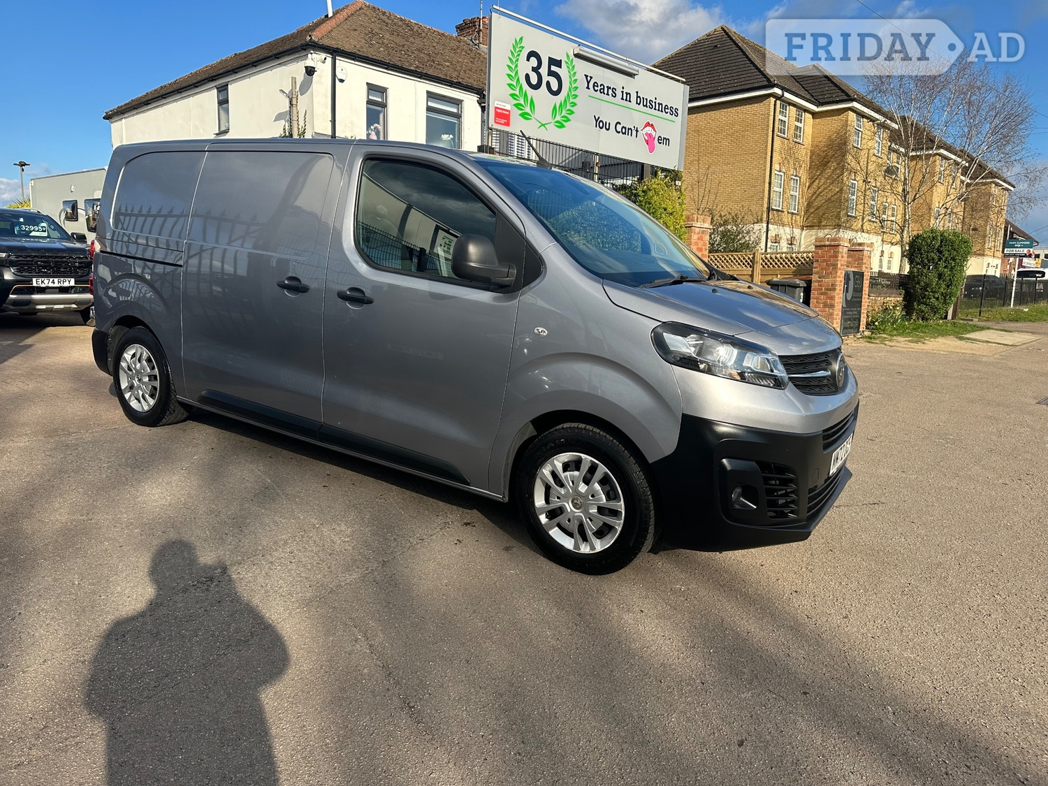 [ berth ]Vauxhall Vivaro